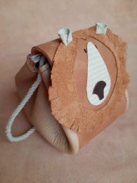 ATELIER OVIVE GRIZZLY BEAR BAG RUST - CAMEL